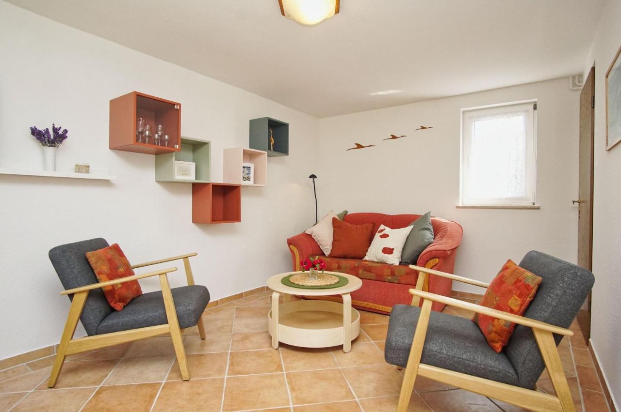 Zentral Aber Ruhig, Terrasse Mit Viel Gruen - Strandnahes Ferienhaus Luki Goehren  Exteriör bild