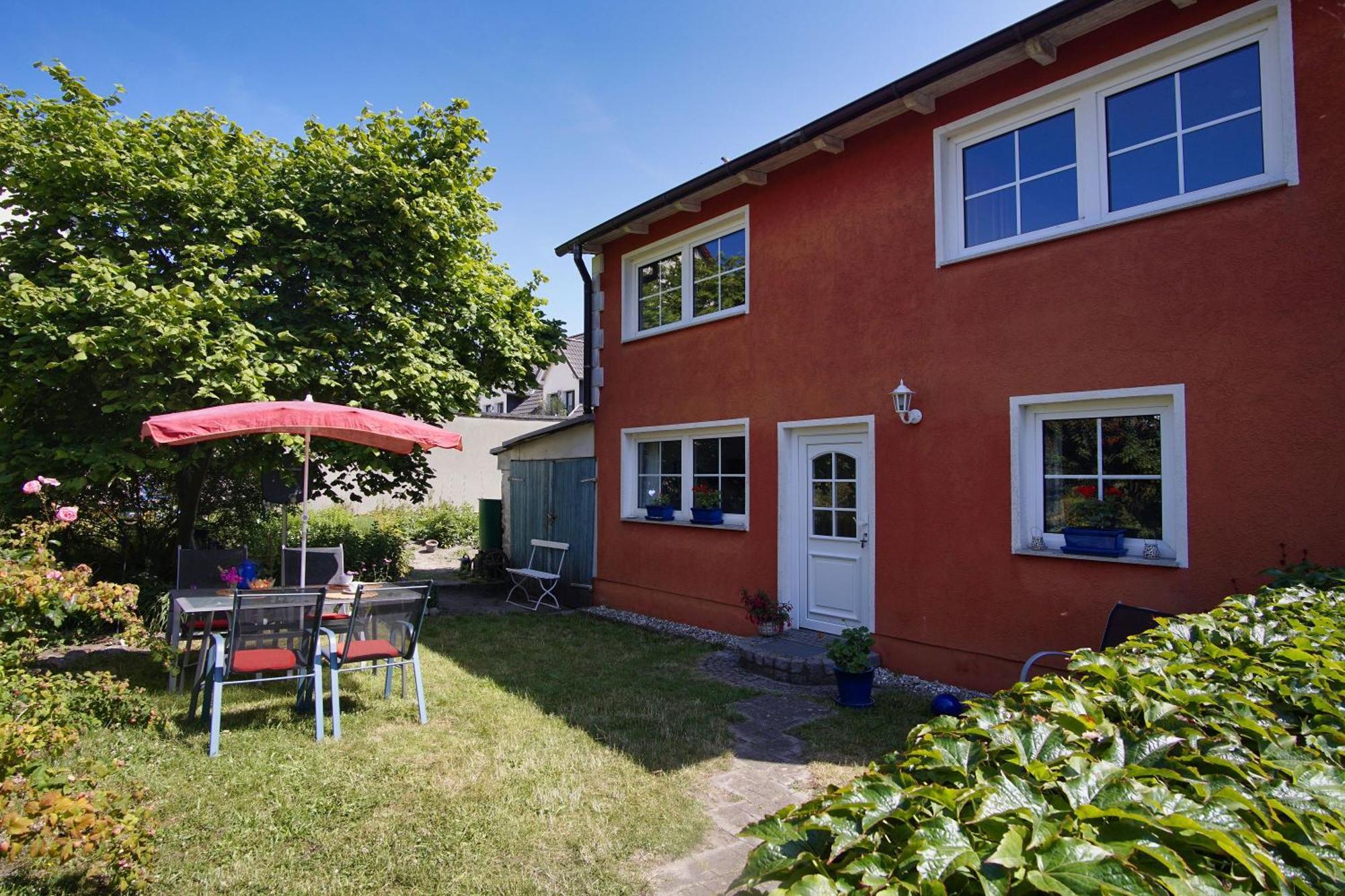 Zentral Aber Ruhig, Terrasse Mit Viel Gruen - Strandnahes Ferienhaus Luki Goehren  Exteriör bild